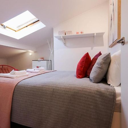 Ferienwohnung Bairro Alto Experience By Homing Lissabon Exterior foto